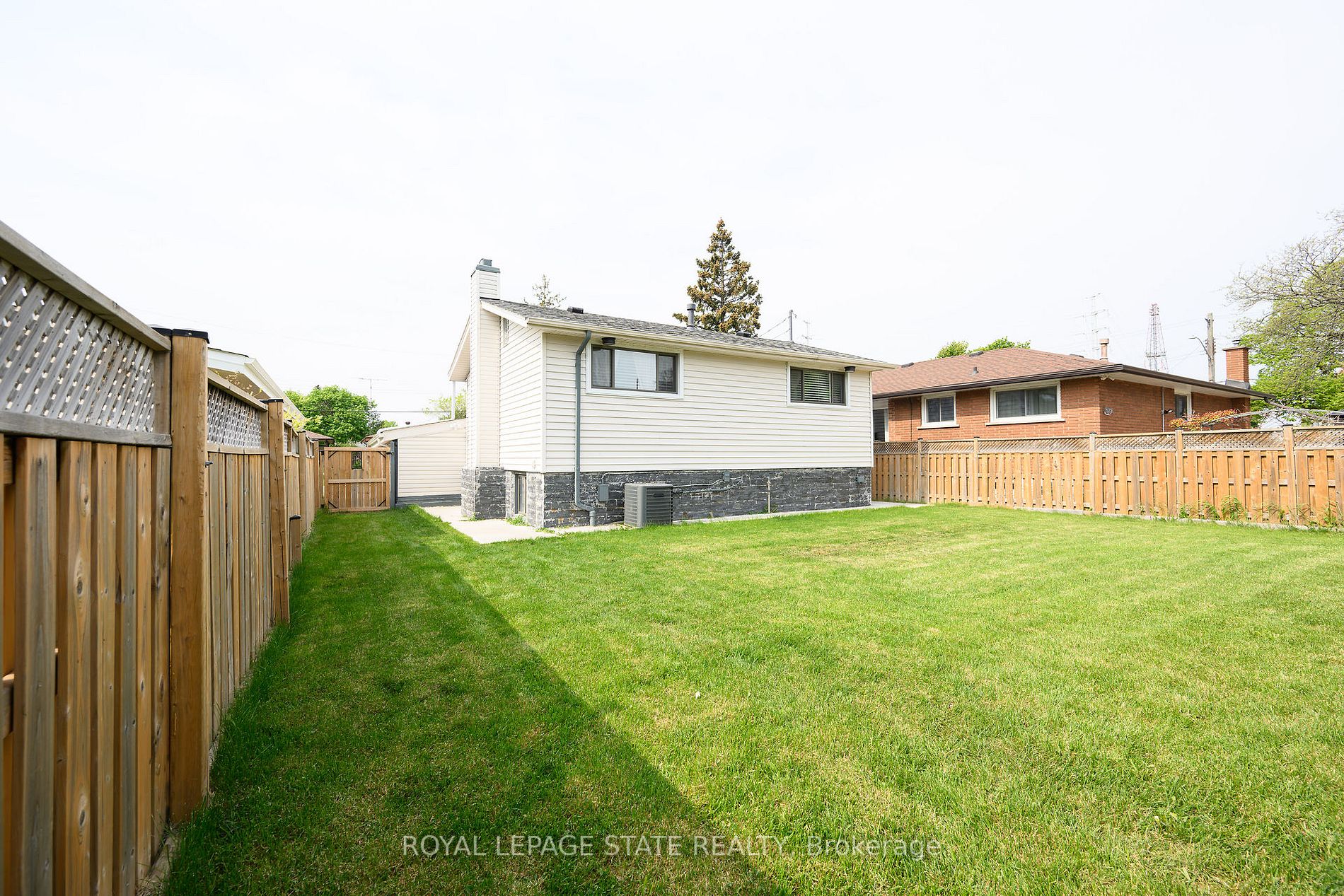 3 Lilacside Drive