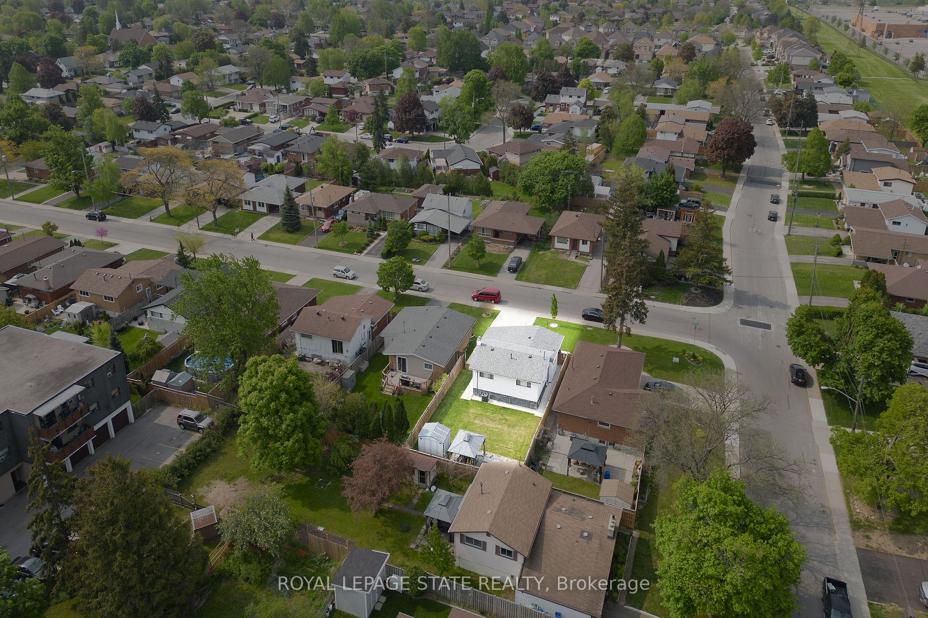3 Lilacside Drive