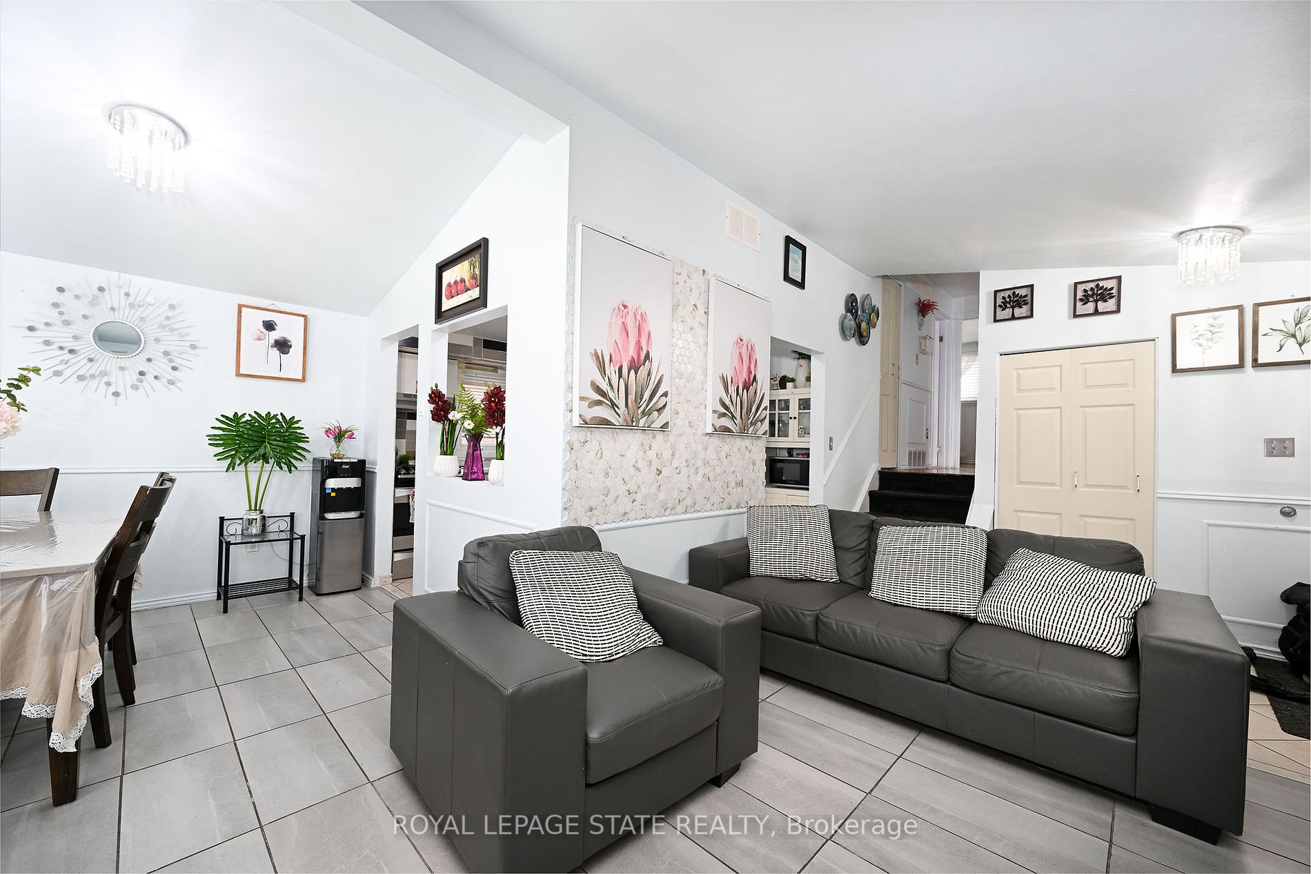 3 Lilacside Drive