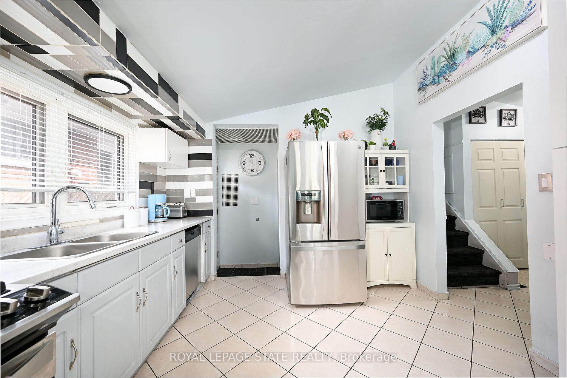 3 Lilacside Drive