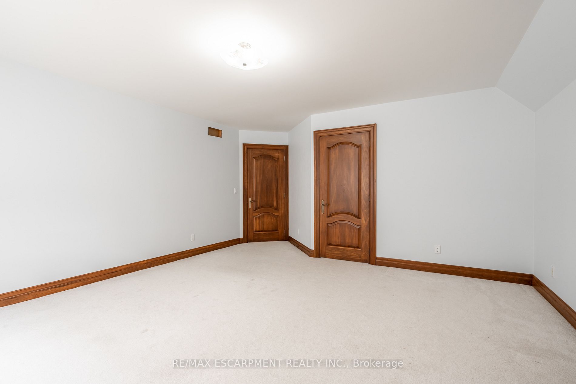 1653 Westover Road