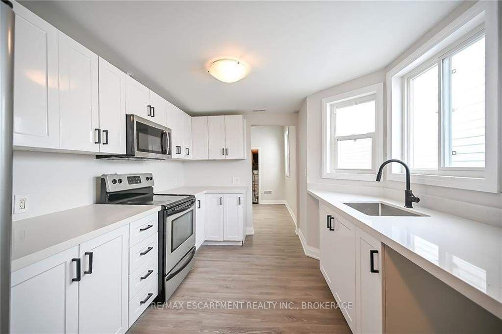 38 Frederick Ave