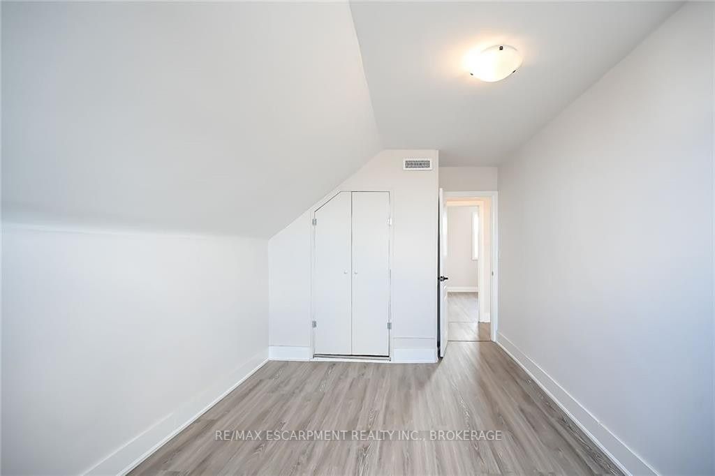 38 Frederick Ave