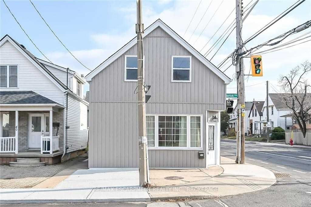 38 Frederick Ave