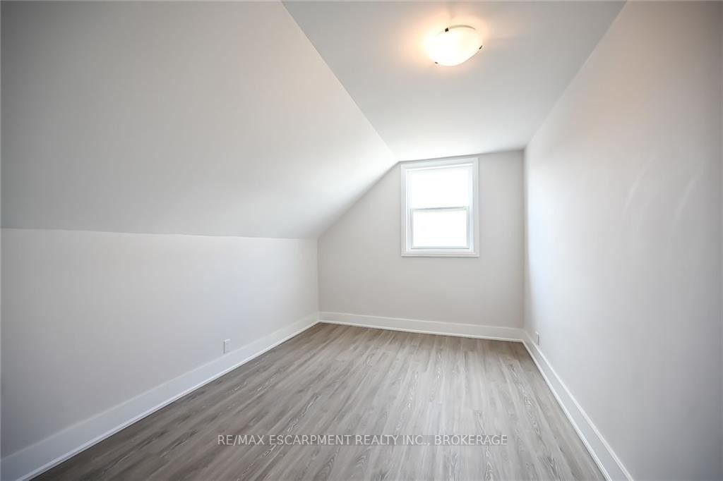 38 Frederick Ave