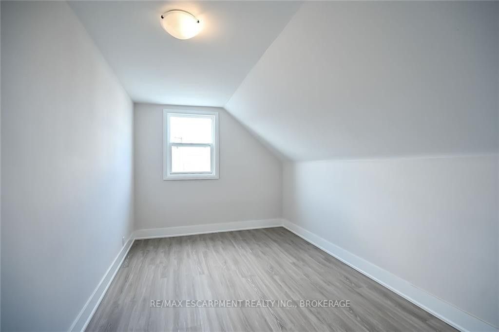 38 Frederick Ave