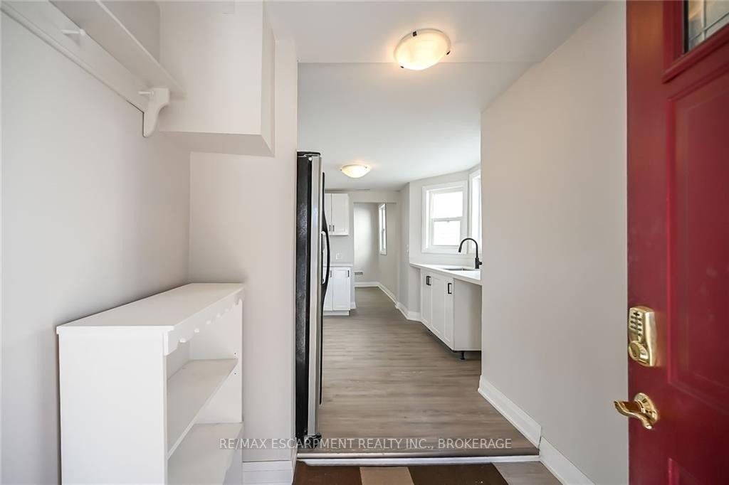 38 Frederick Ave