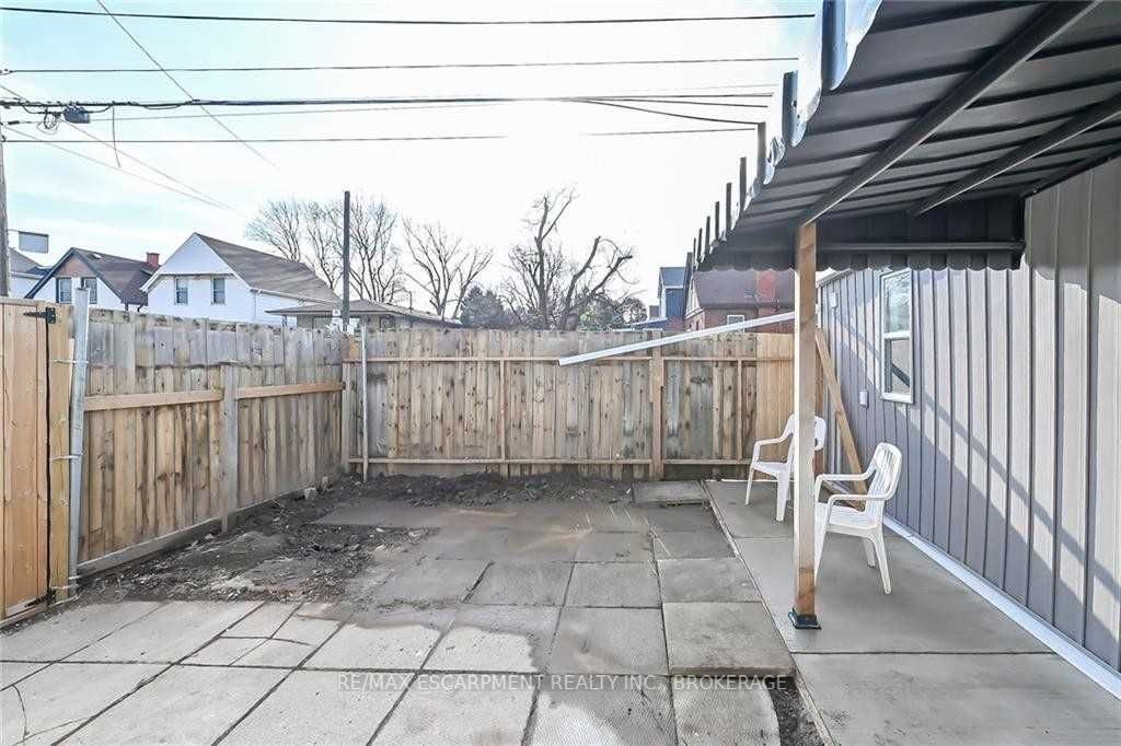 38 Frederick Ave
