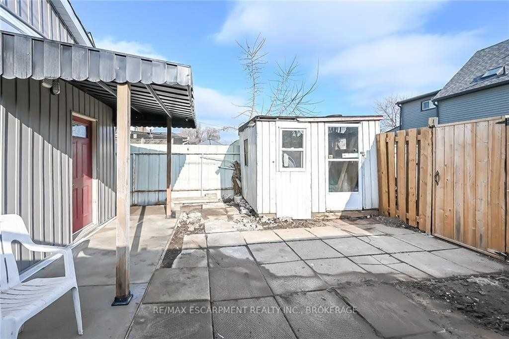 38 Frederick Ave