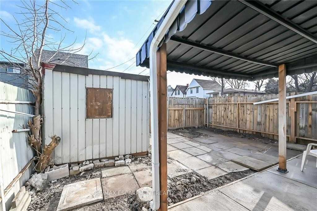 38 Frederick Ave