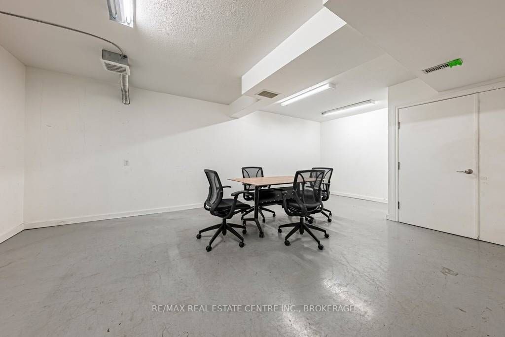 Listing X6021829 - Large Photo # 31