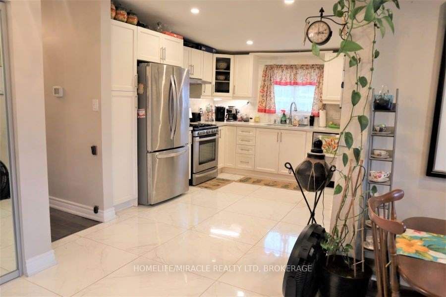 28 Holbrook Rd