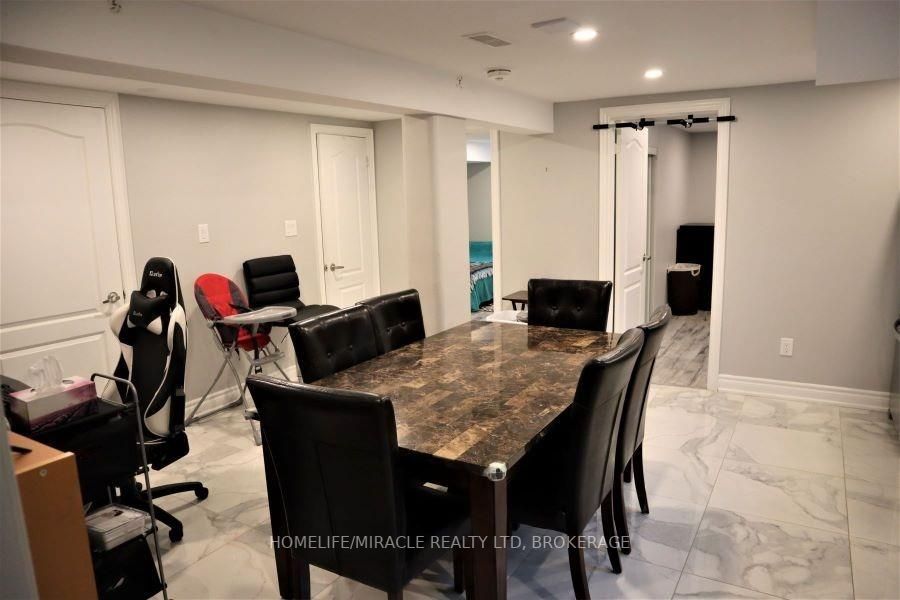 28 Holbrook Rd