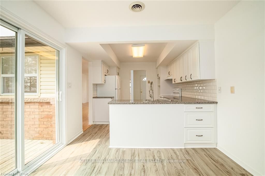Listing X6022204 - Large Photo # 7
