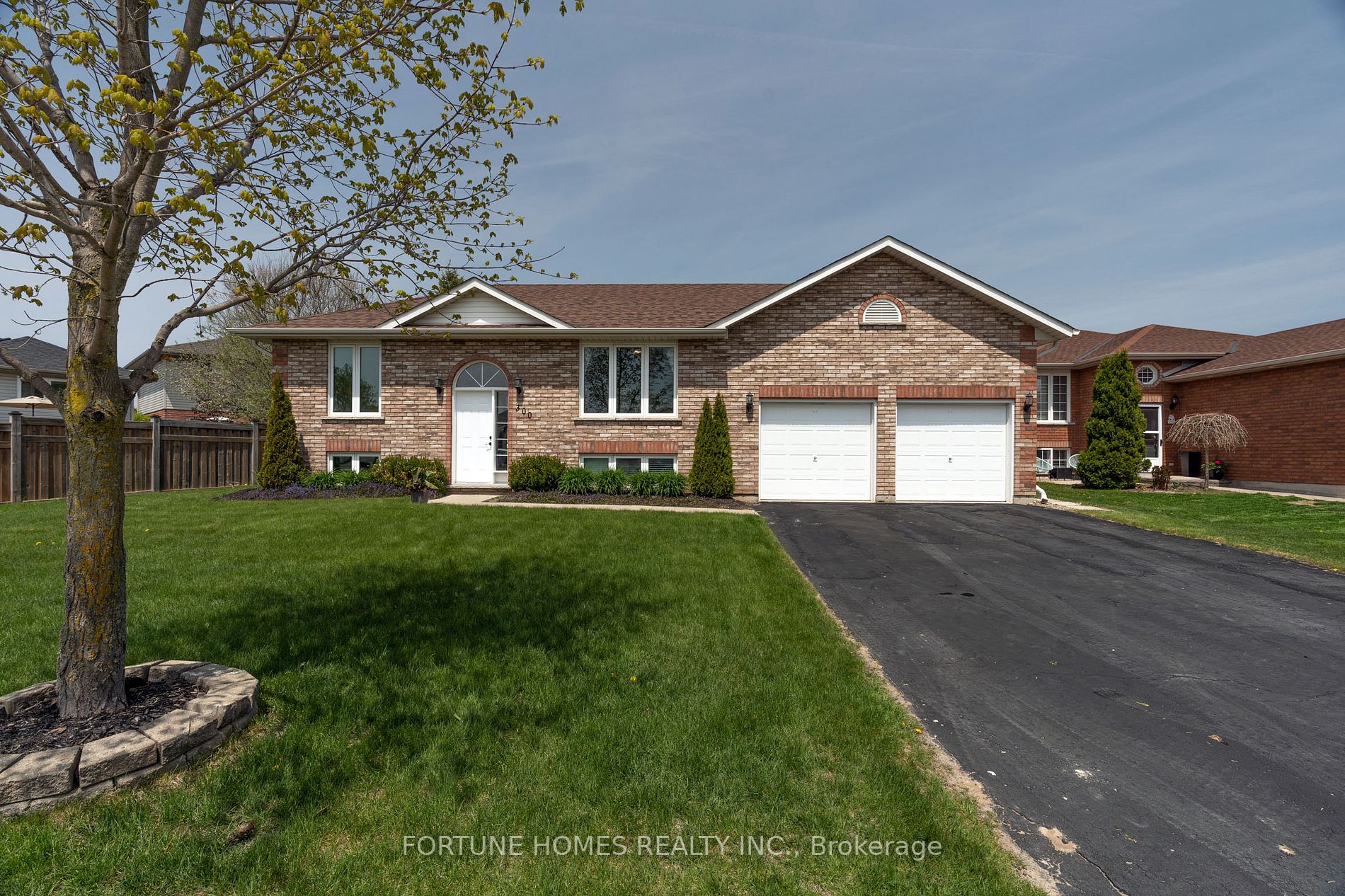Listing X6022348 - Large Photo # 1