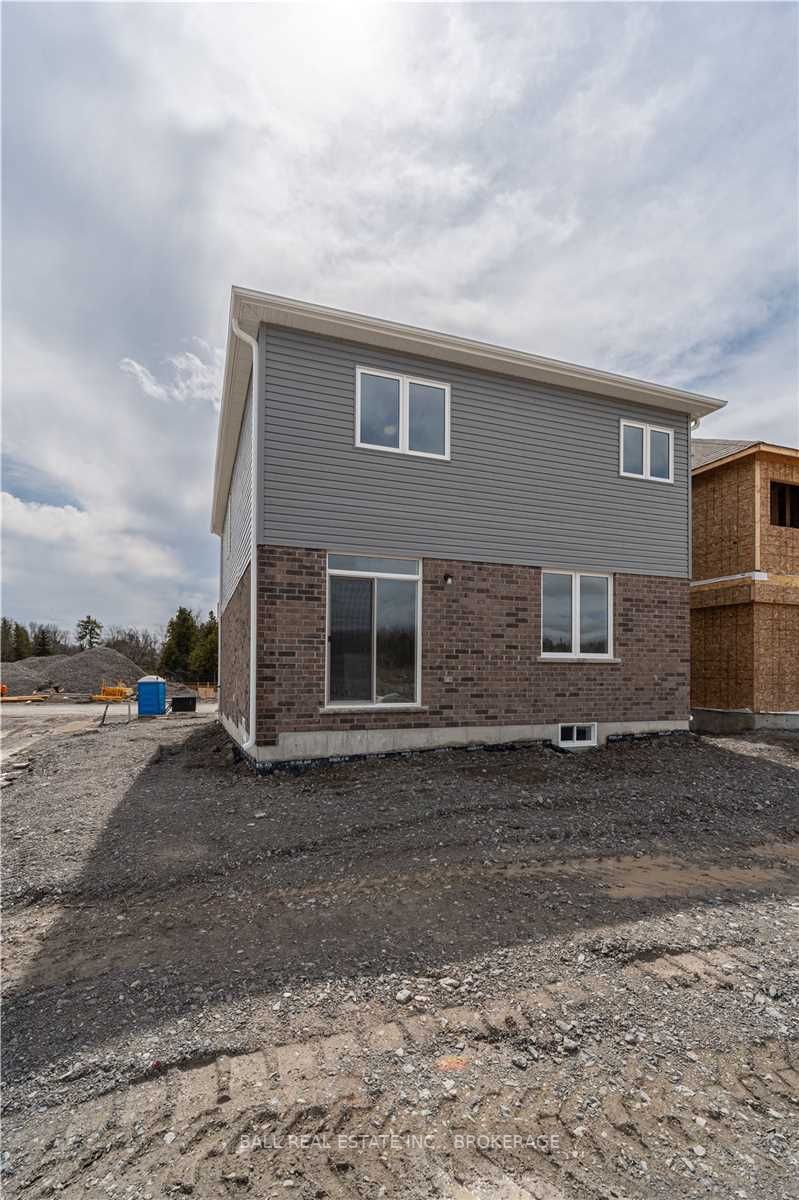 36 Hillcroft Way