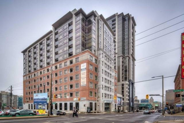 150 Main St W, Hamilton