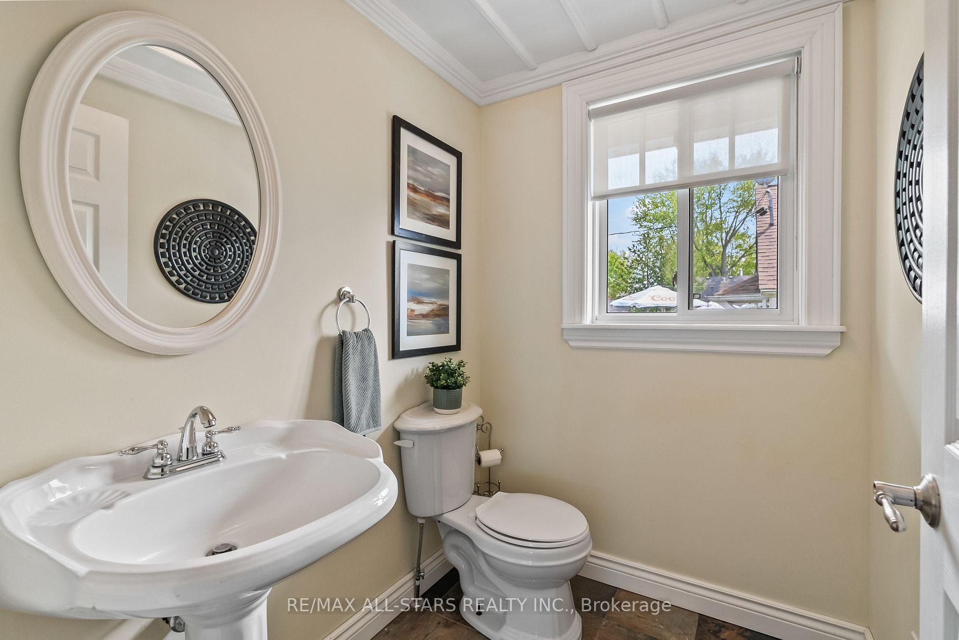 1425 Killarney Bay Road