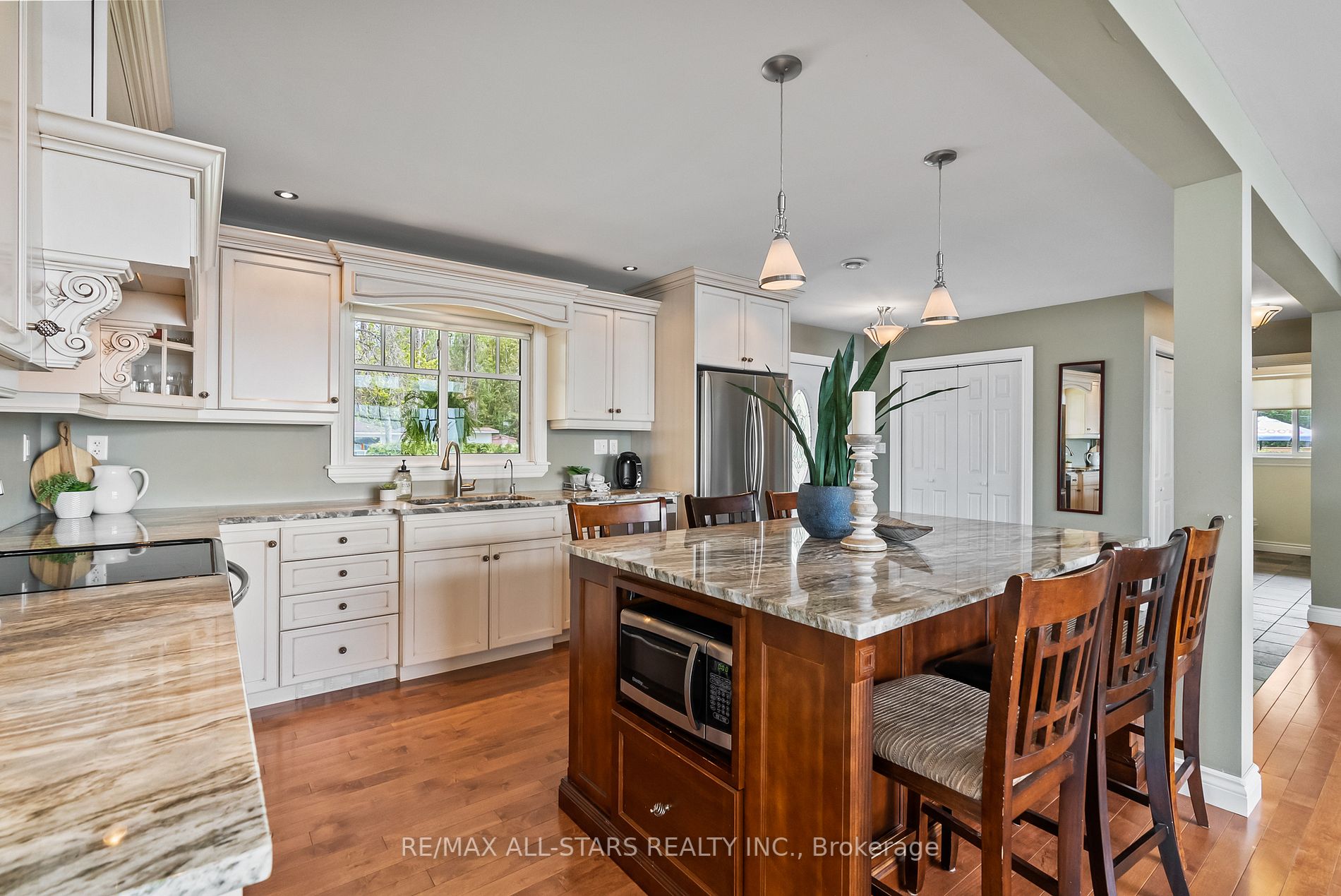 1425 Killarney Bay Road