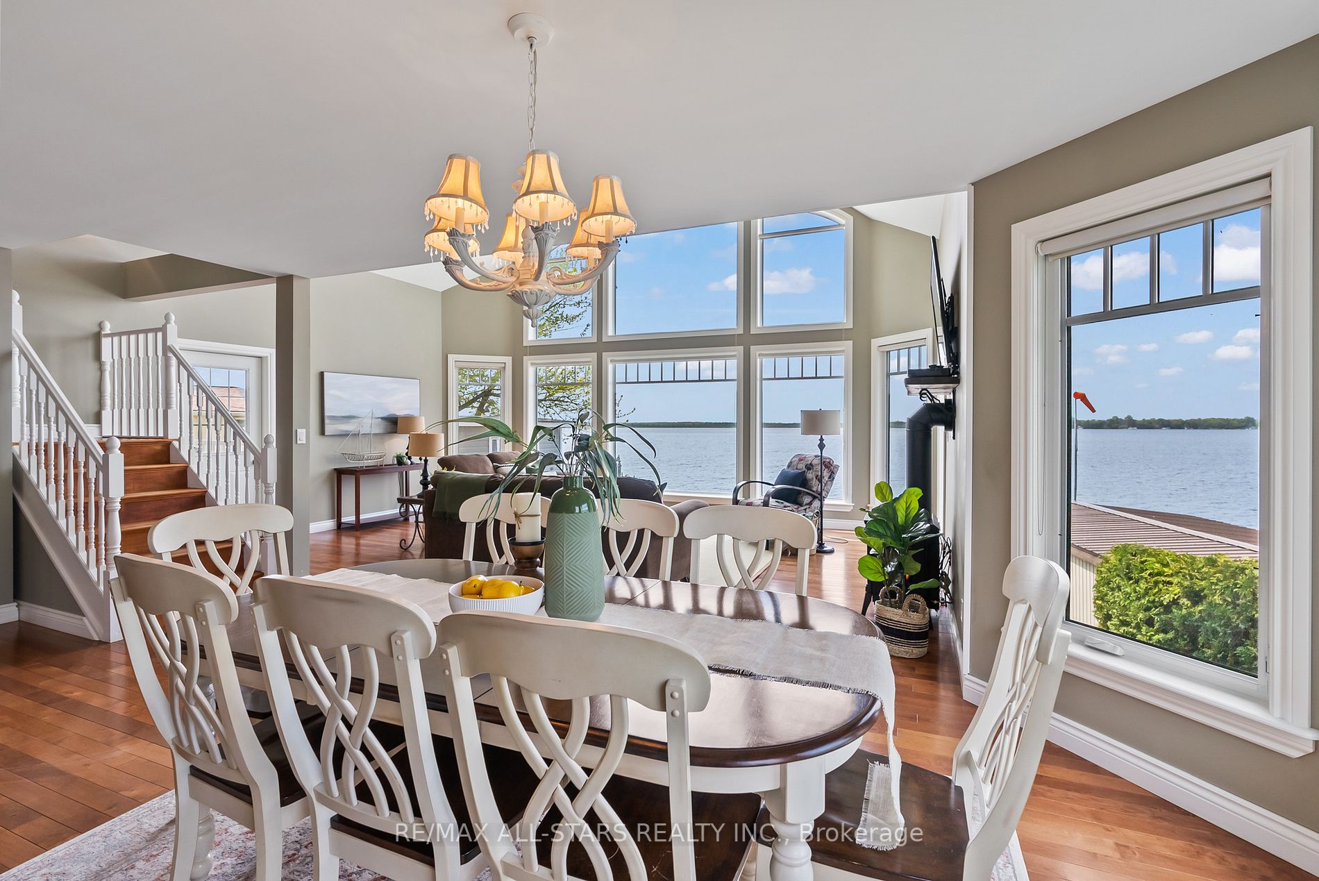 1425 Killarney Bay Road