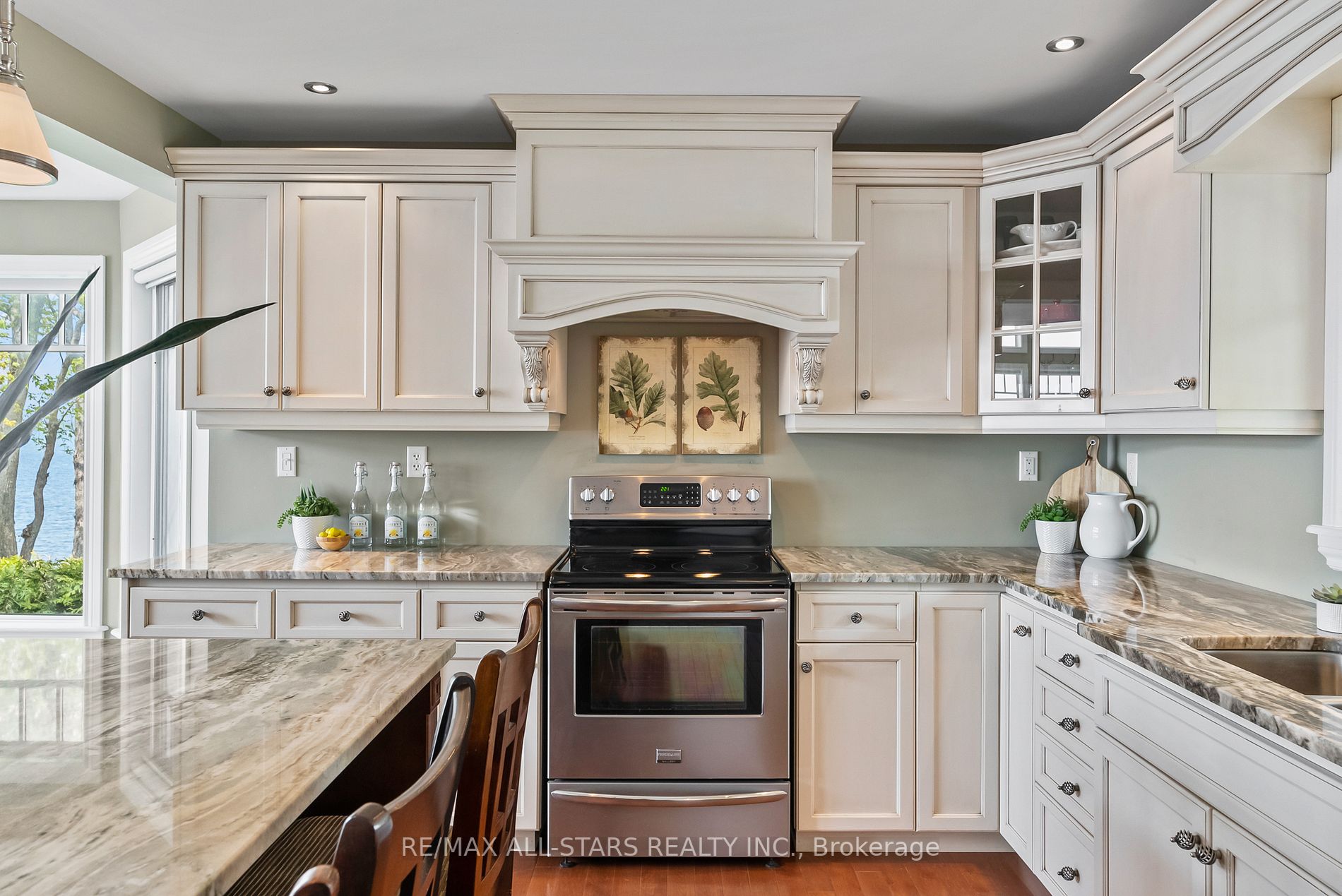 1425 Killarney Bay Road