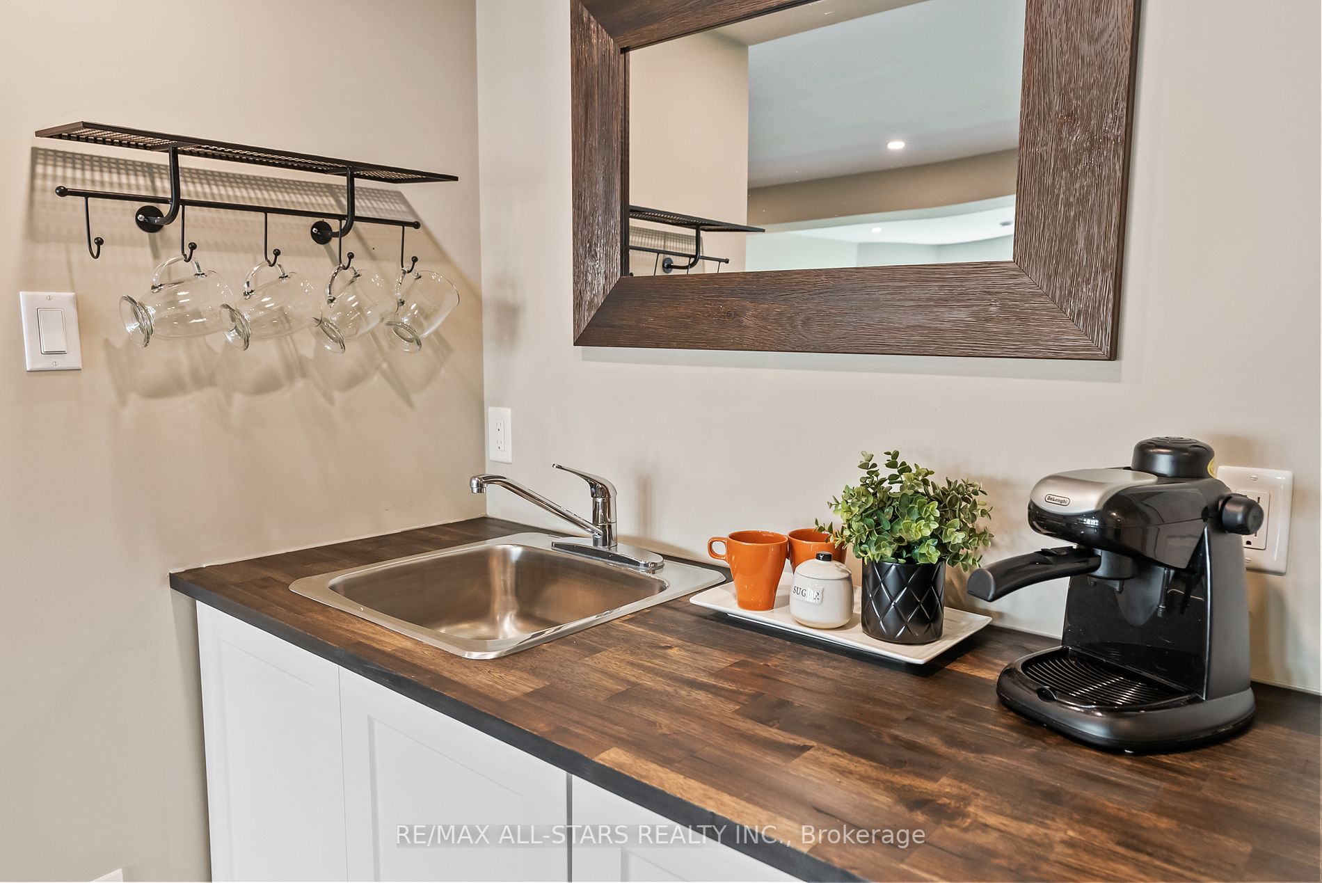 1425 Killarney Bay Road