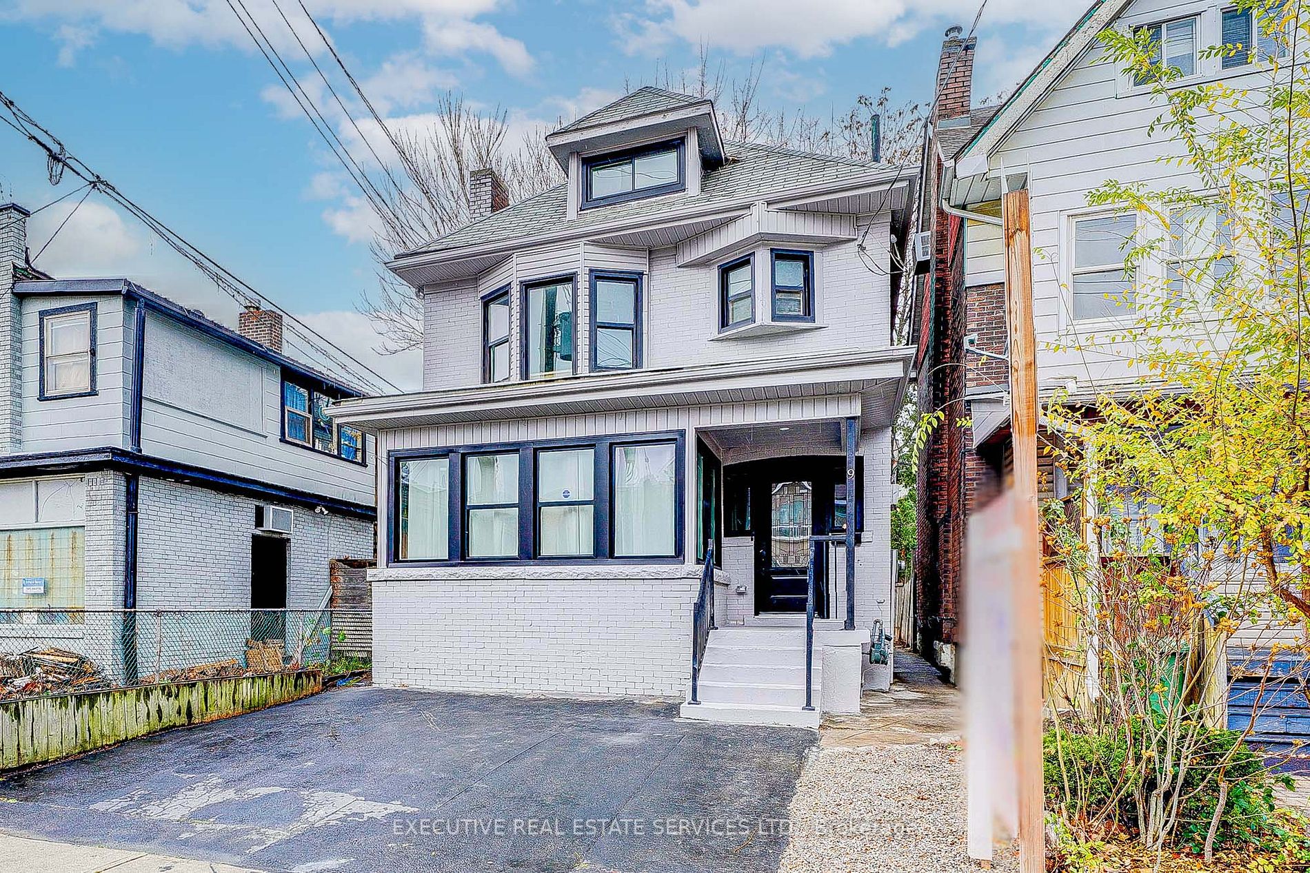 Listing X6023912 - Large Photo # 3