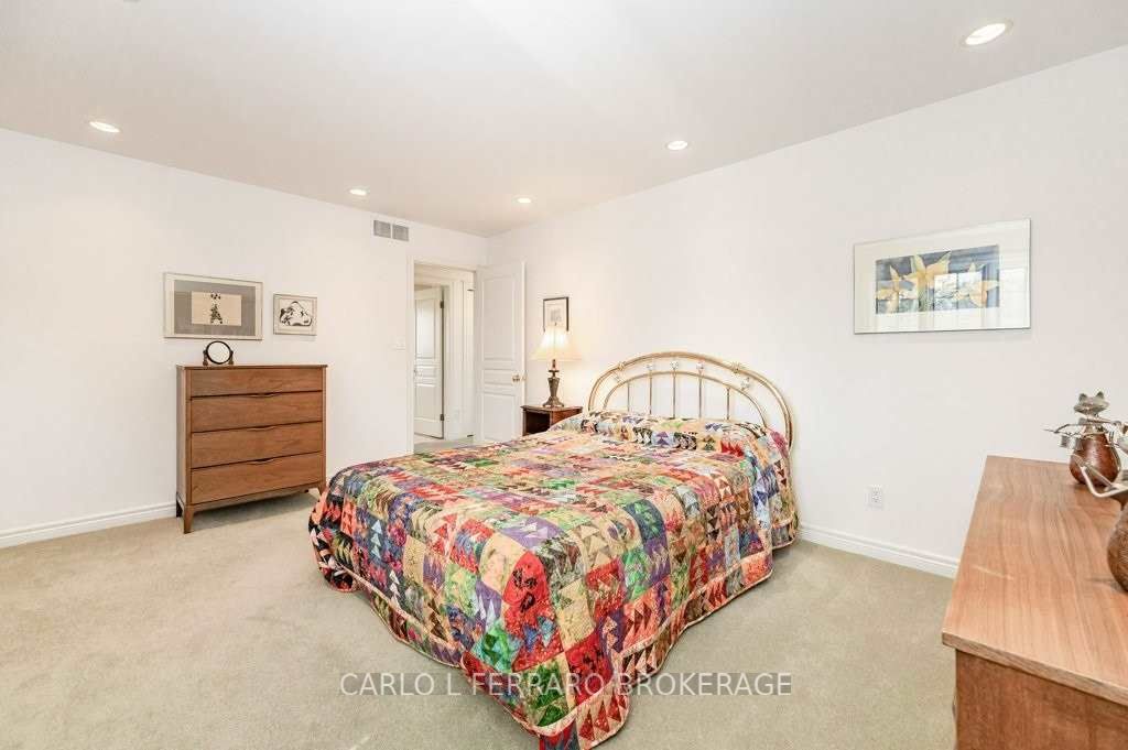Listing X6024251 - Large Photo # 32
