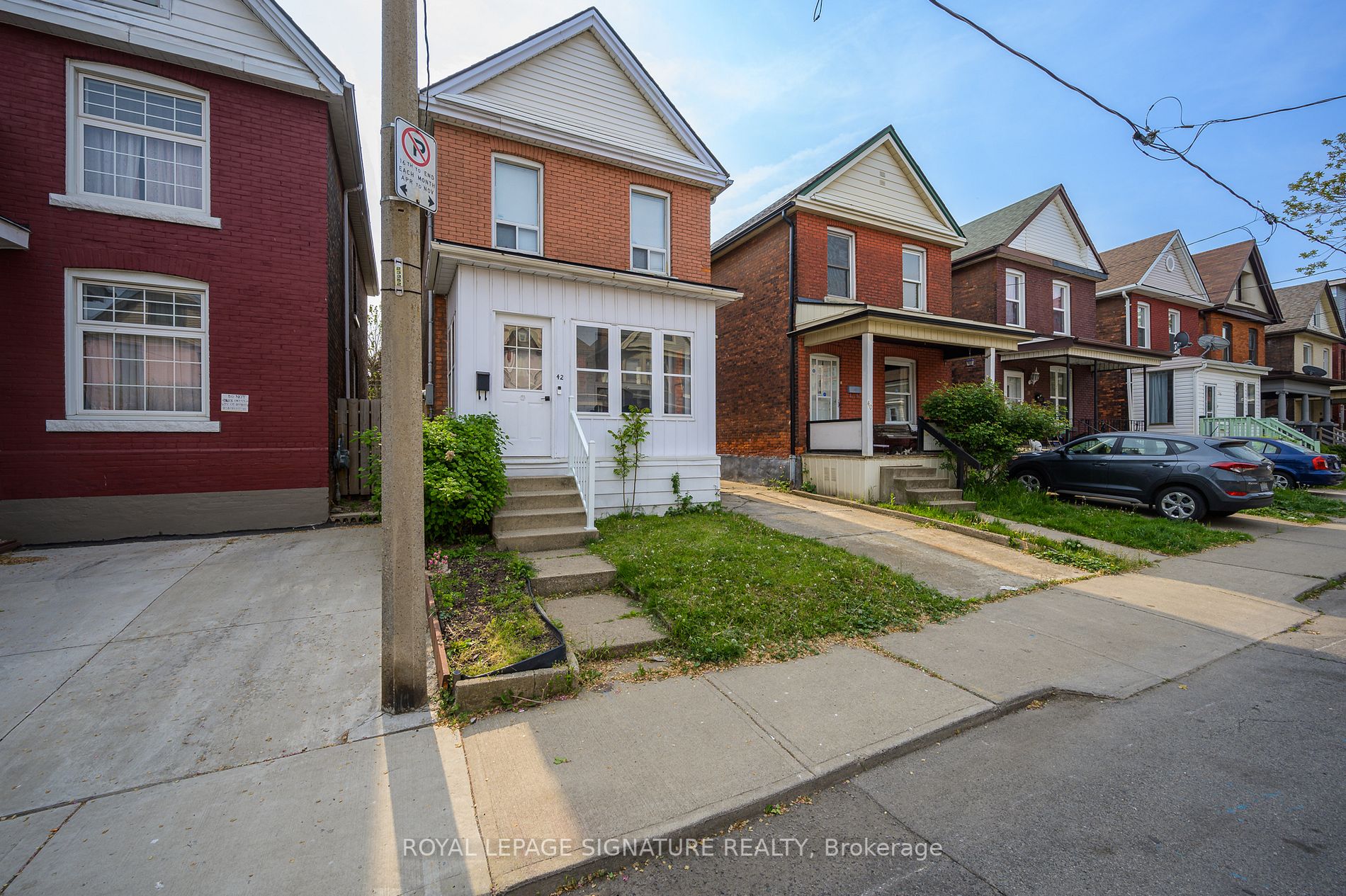 42 Arthur Ave N