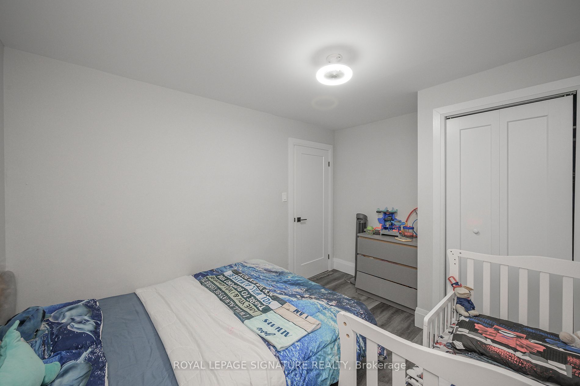 42 Arthur Ave N