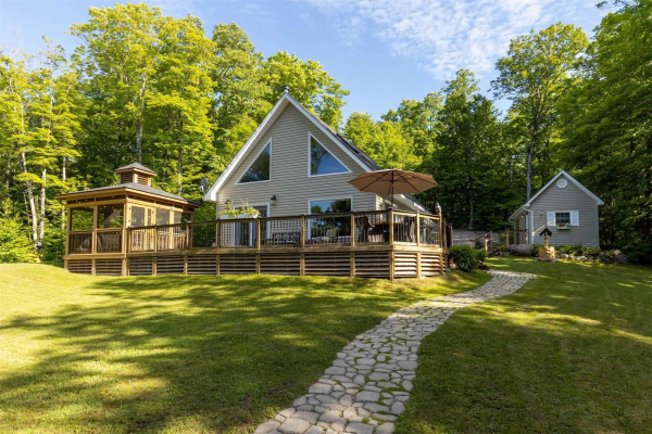 27 Creek Tr, Whitestone