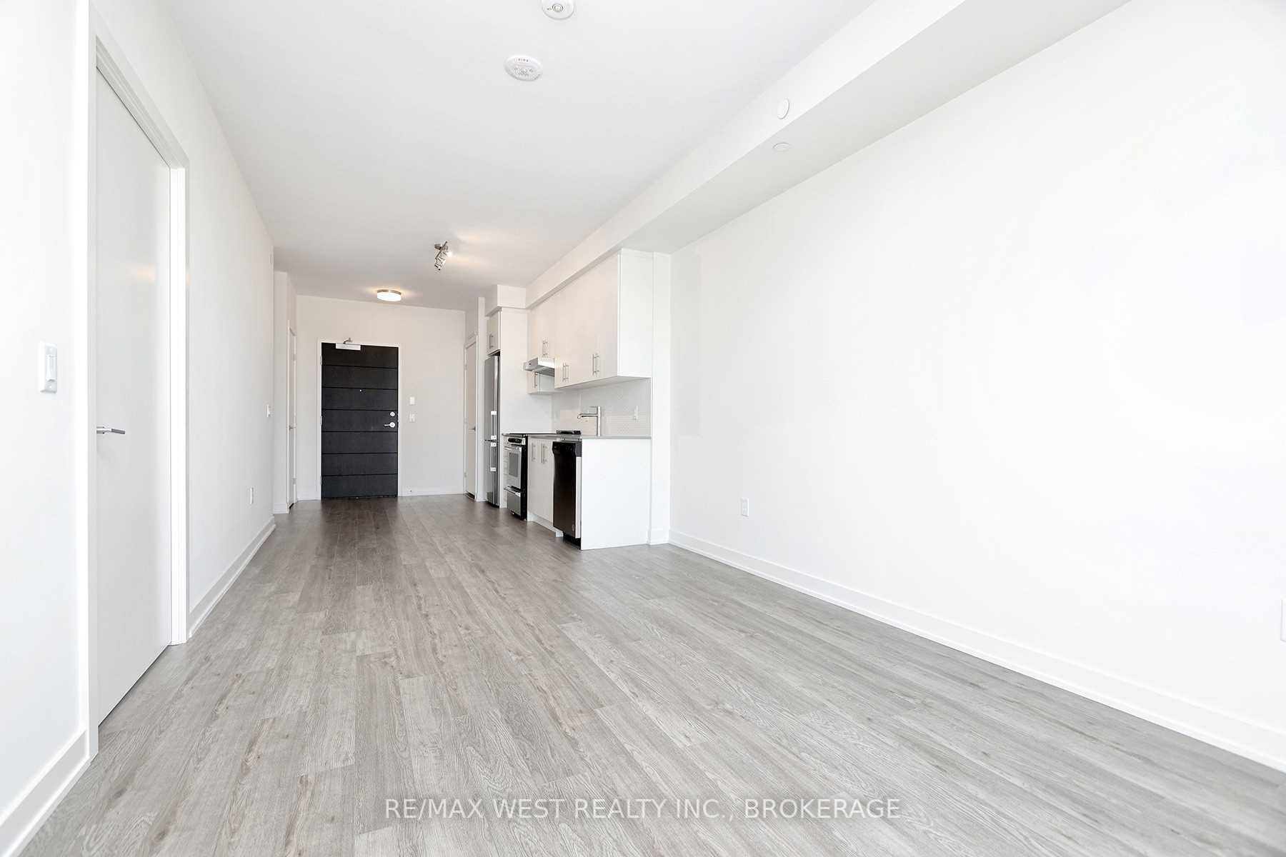 212 King William St, #618