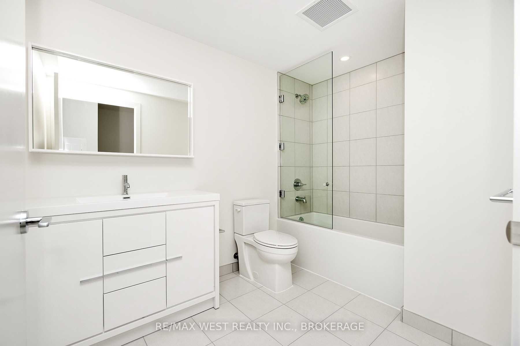 212 King William St, #618