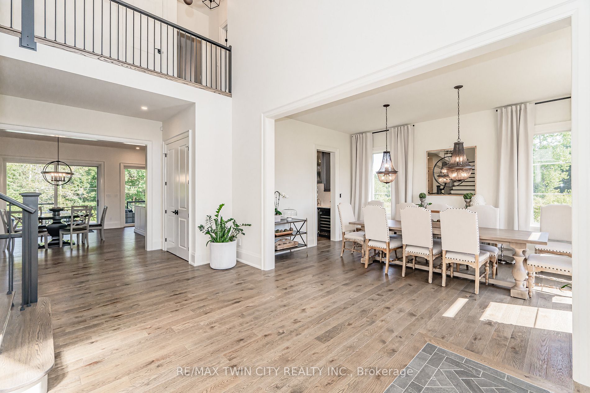 643 Regal Place