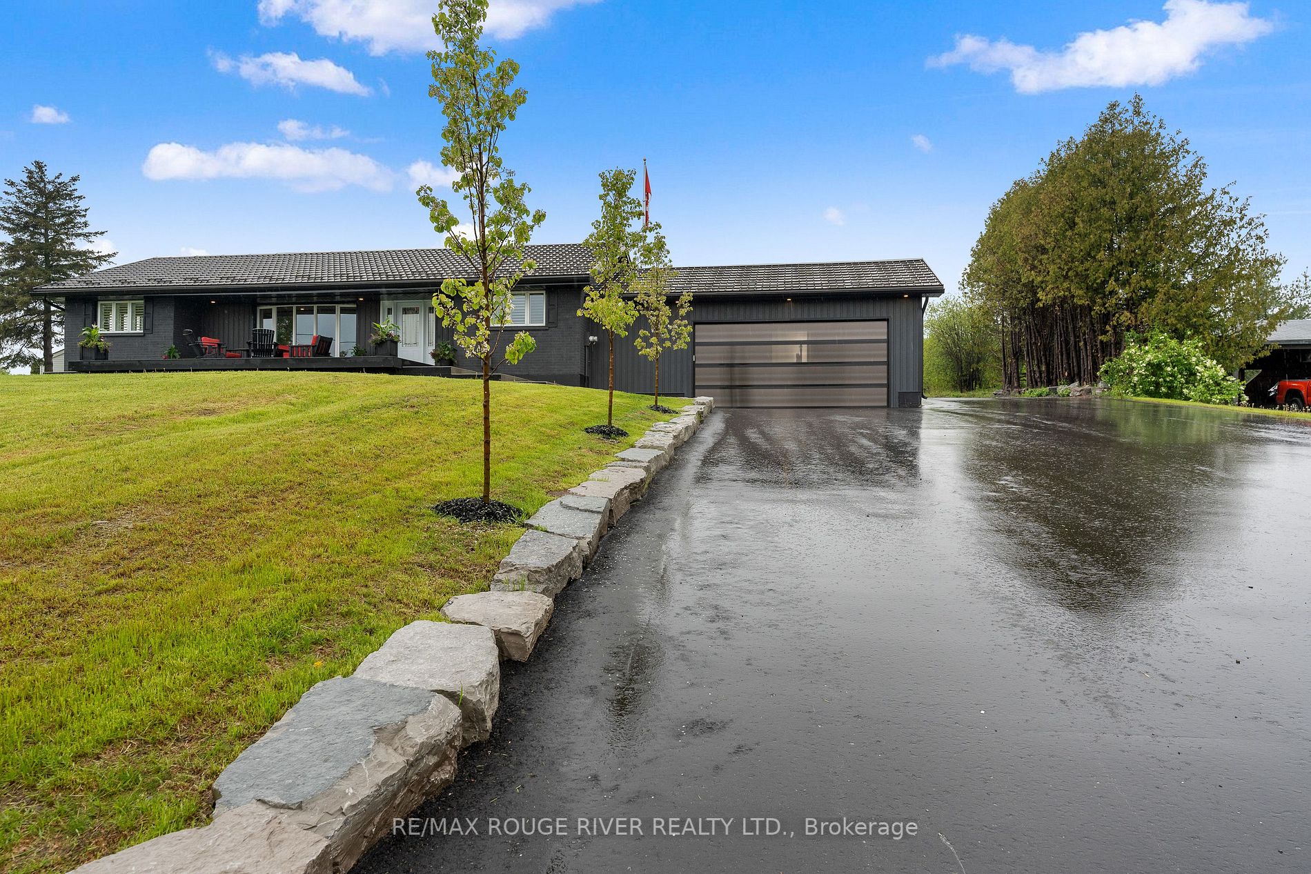 Listing X6028232 - Large Photo # 2