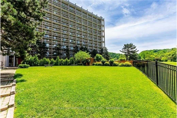 350 Quigley Rd, Hamilton