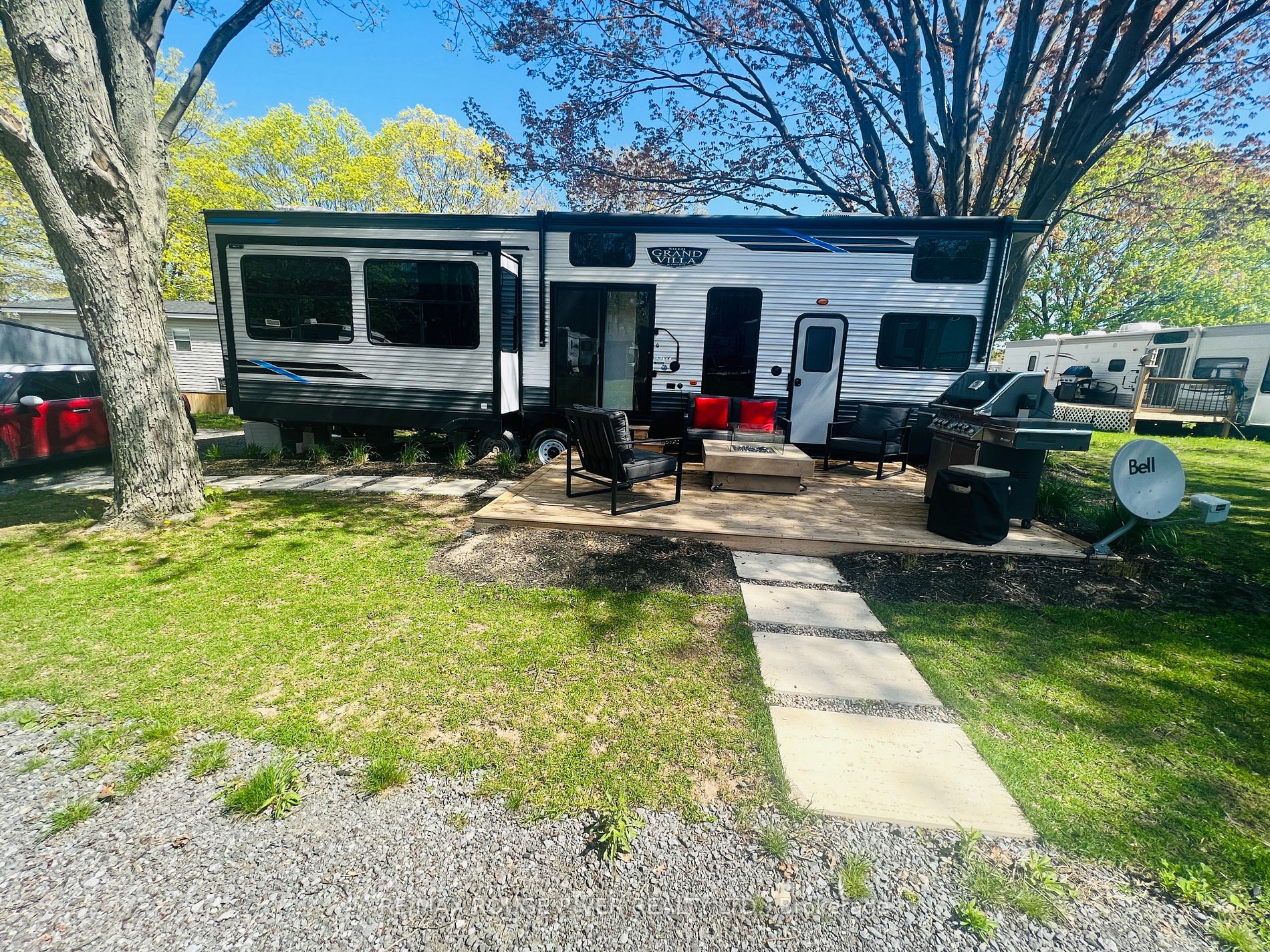 Listing X6029044 - Large Photo # 2