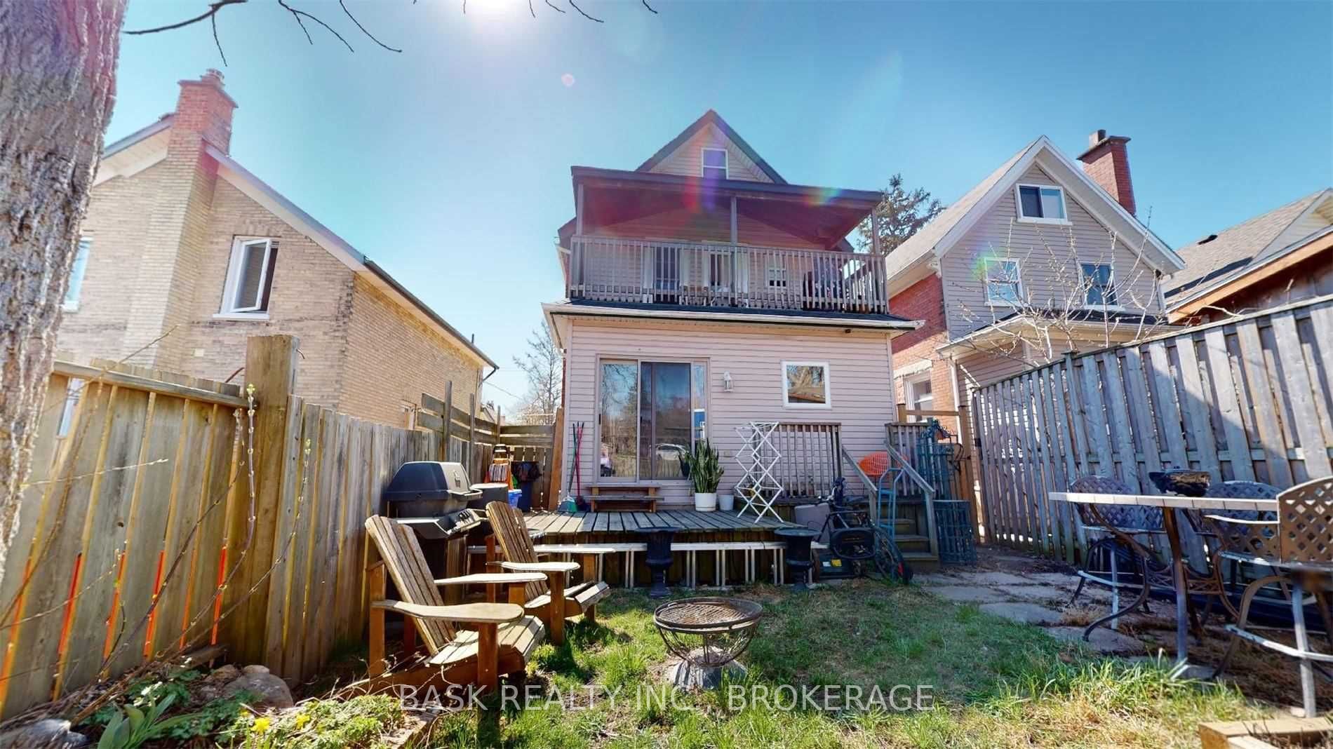 42 Shanley St