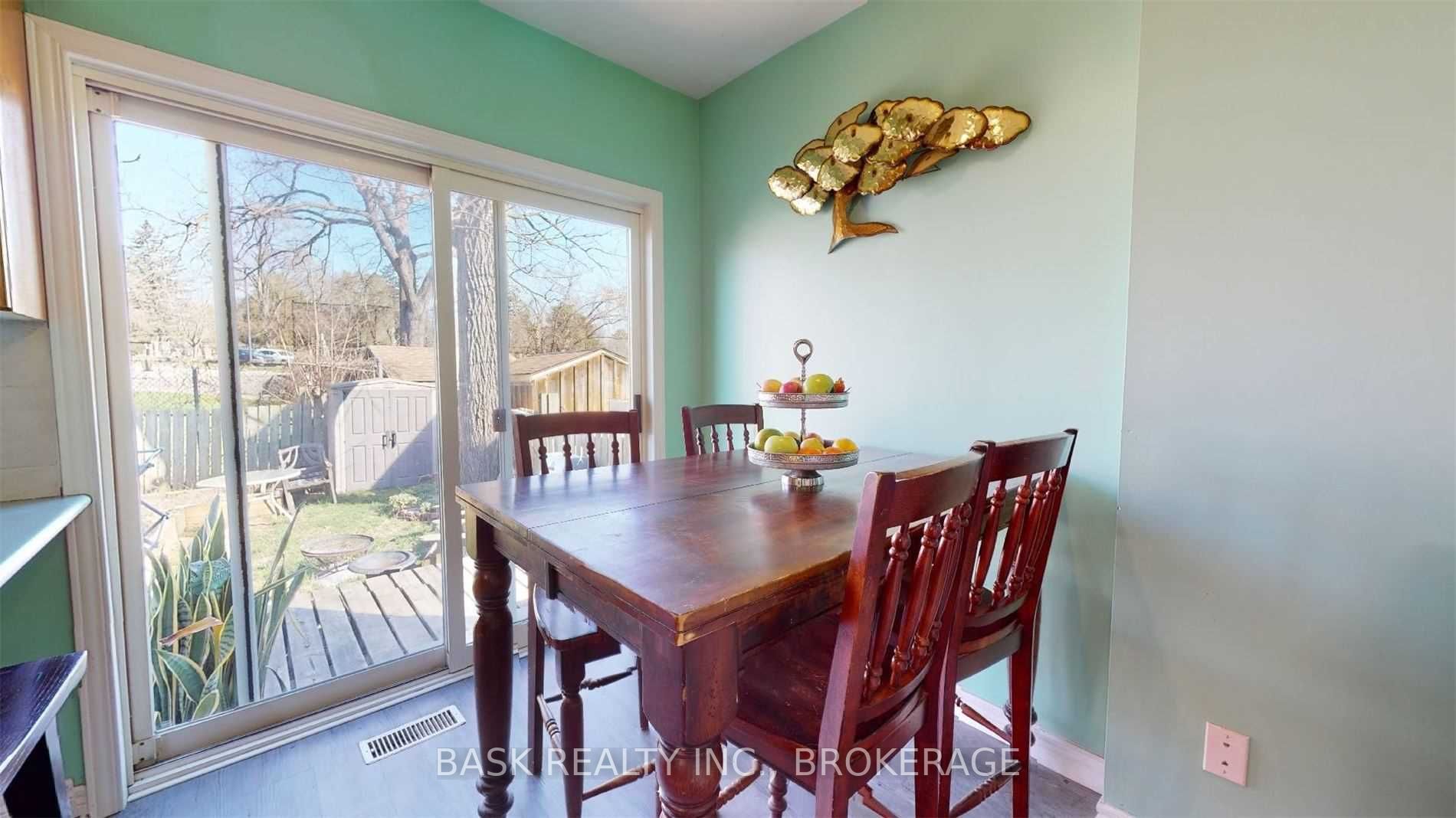 42 Shanley St