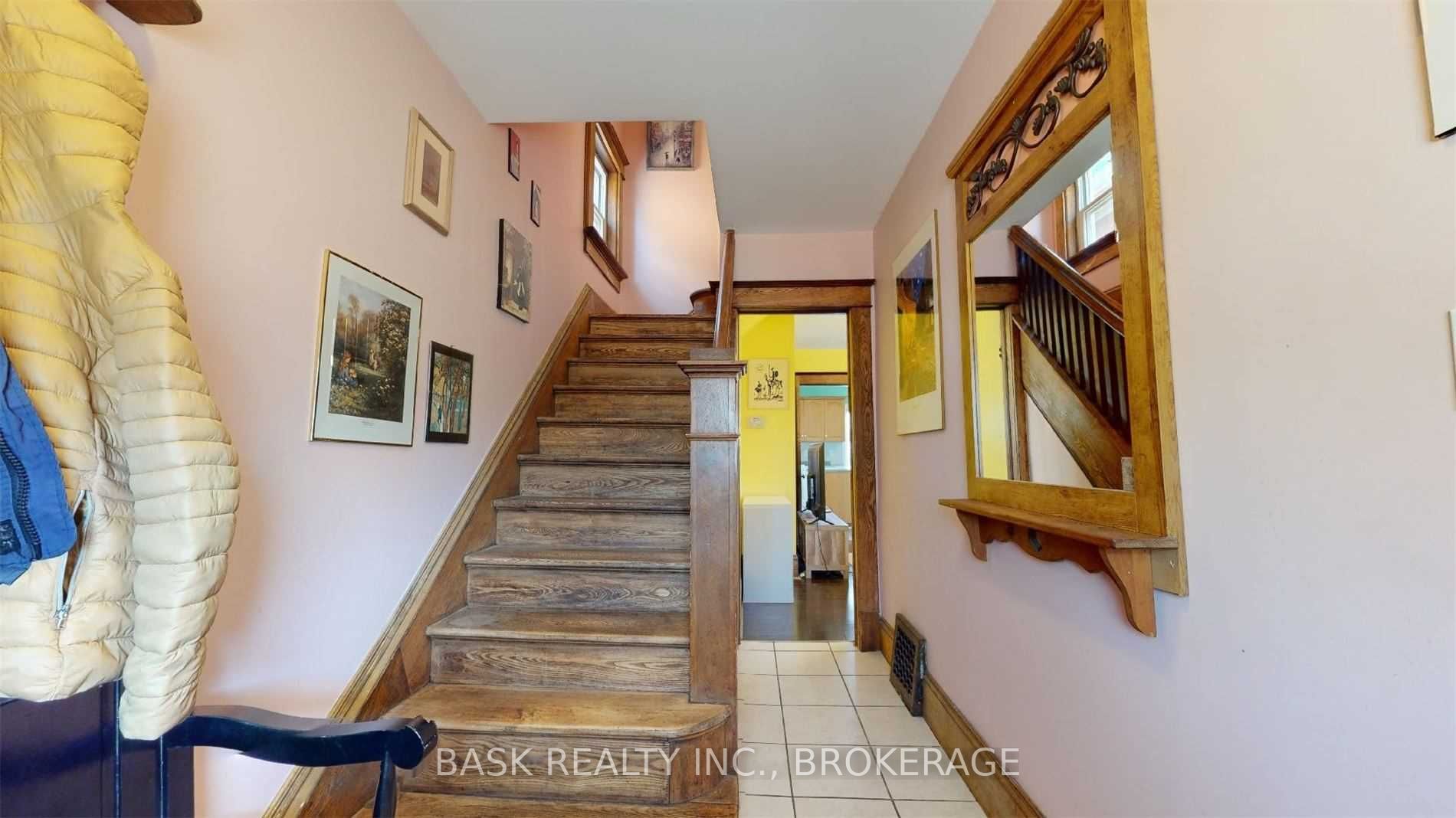 42 Shanley St