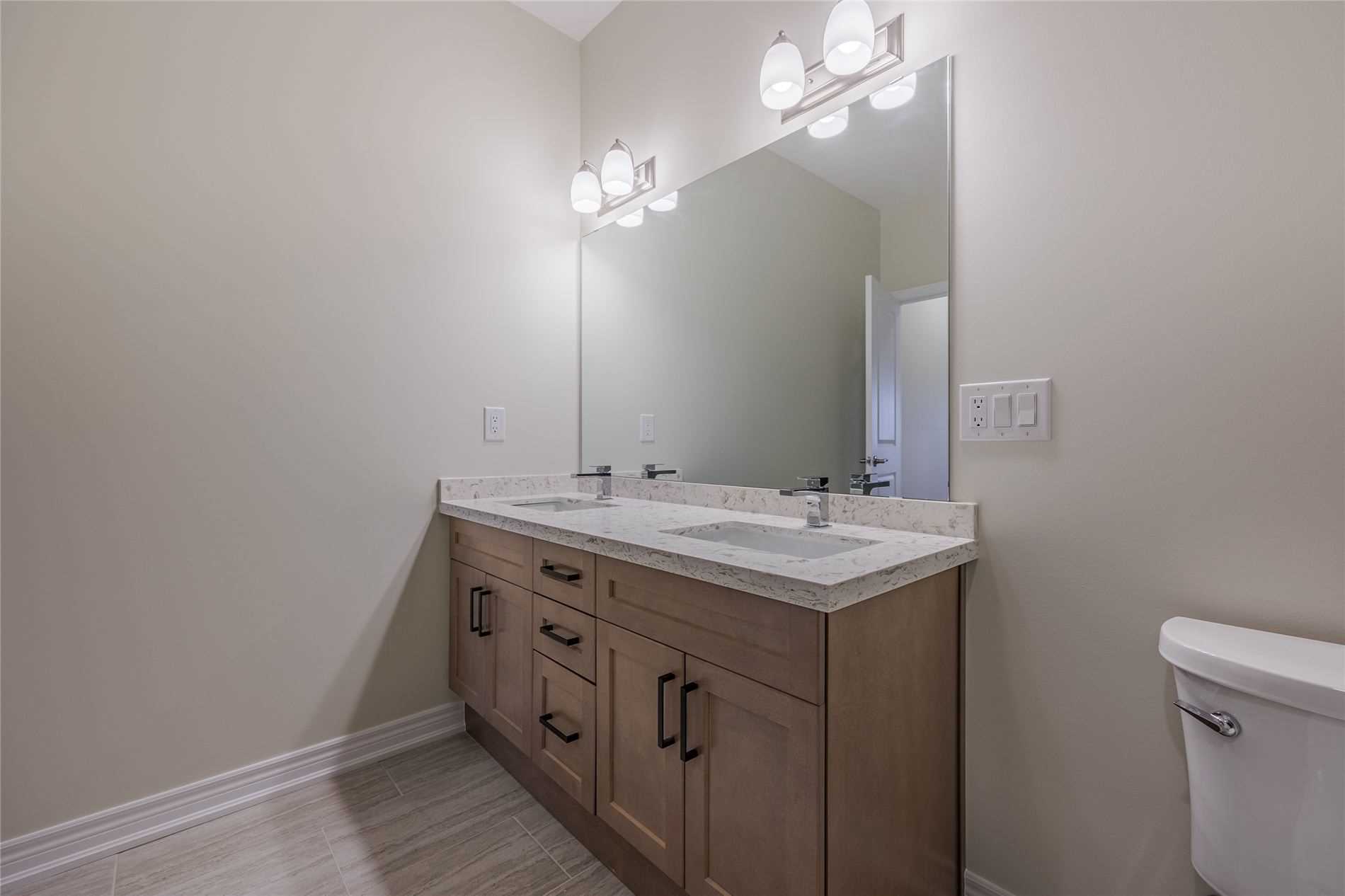 7138 Parsa Street, #12