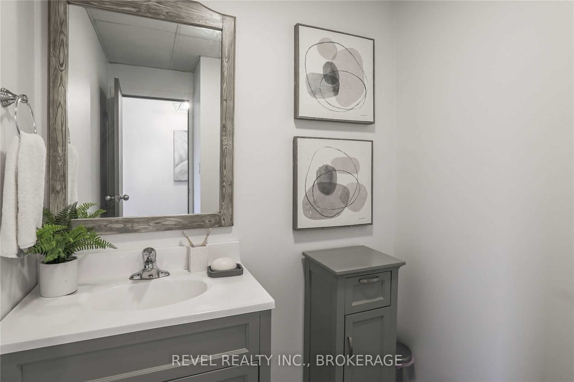 Listing X6031069 - Large Photo # 20