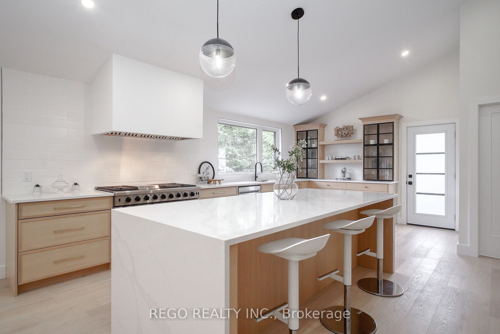 104 Grandview Drive