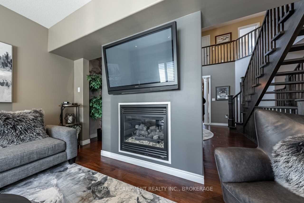 252 Westbank Tr