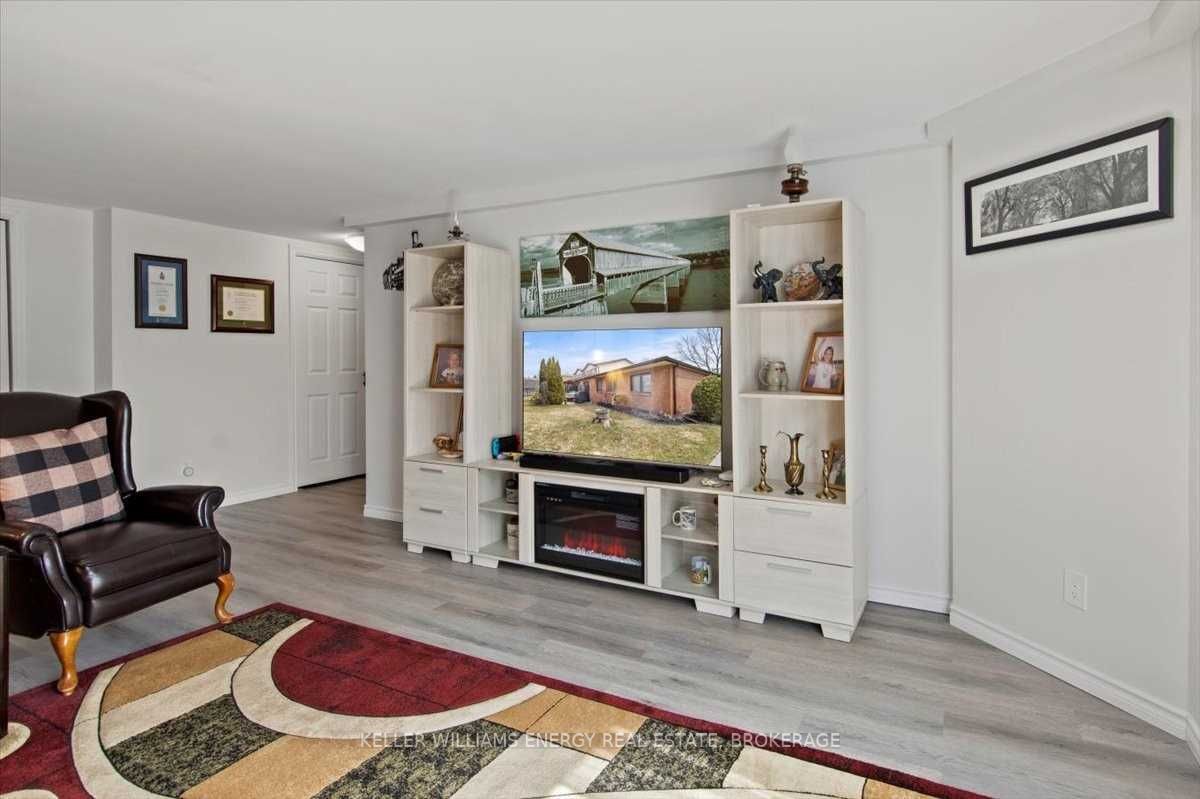 Listing X6032179 - Large Photo # 35