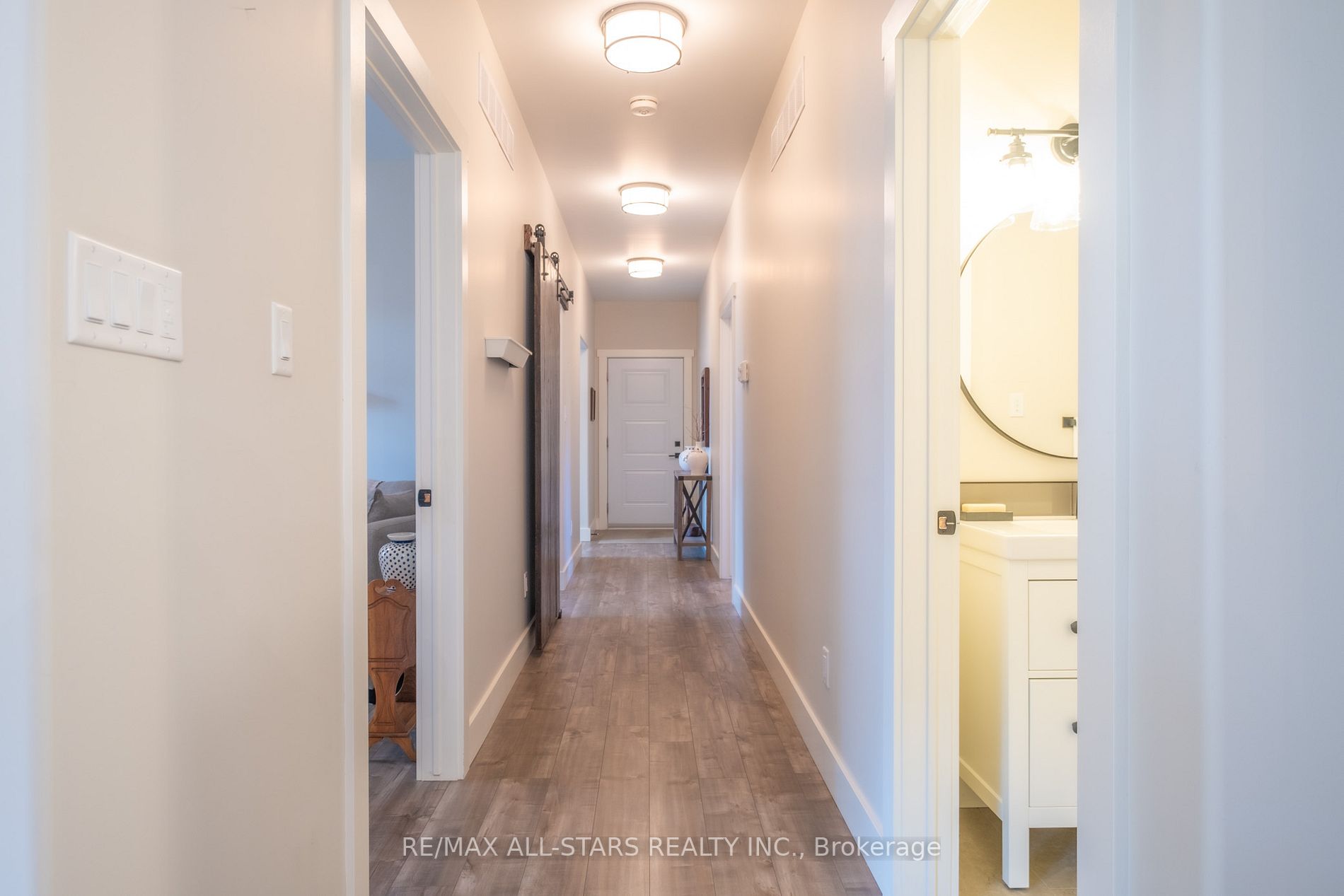 Listing X6032392 - Large Photo # 16
