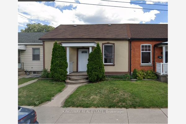 300 East Ave N, Hamilton