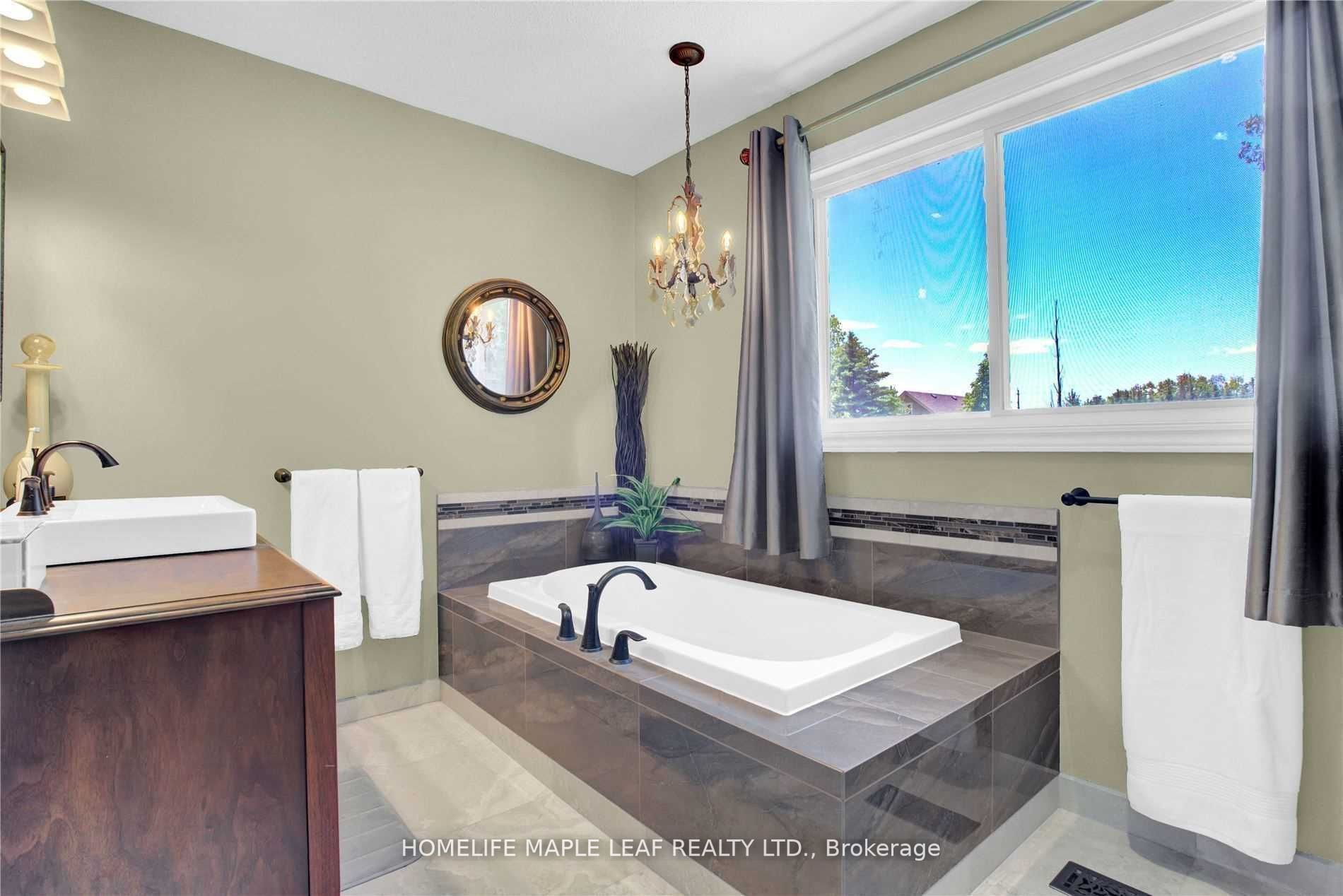 Listing X6032832 - Large Photo # 21