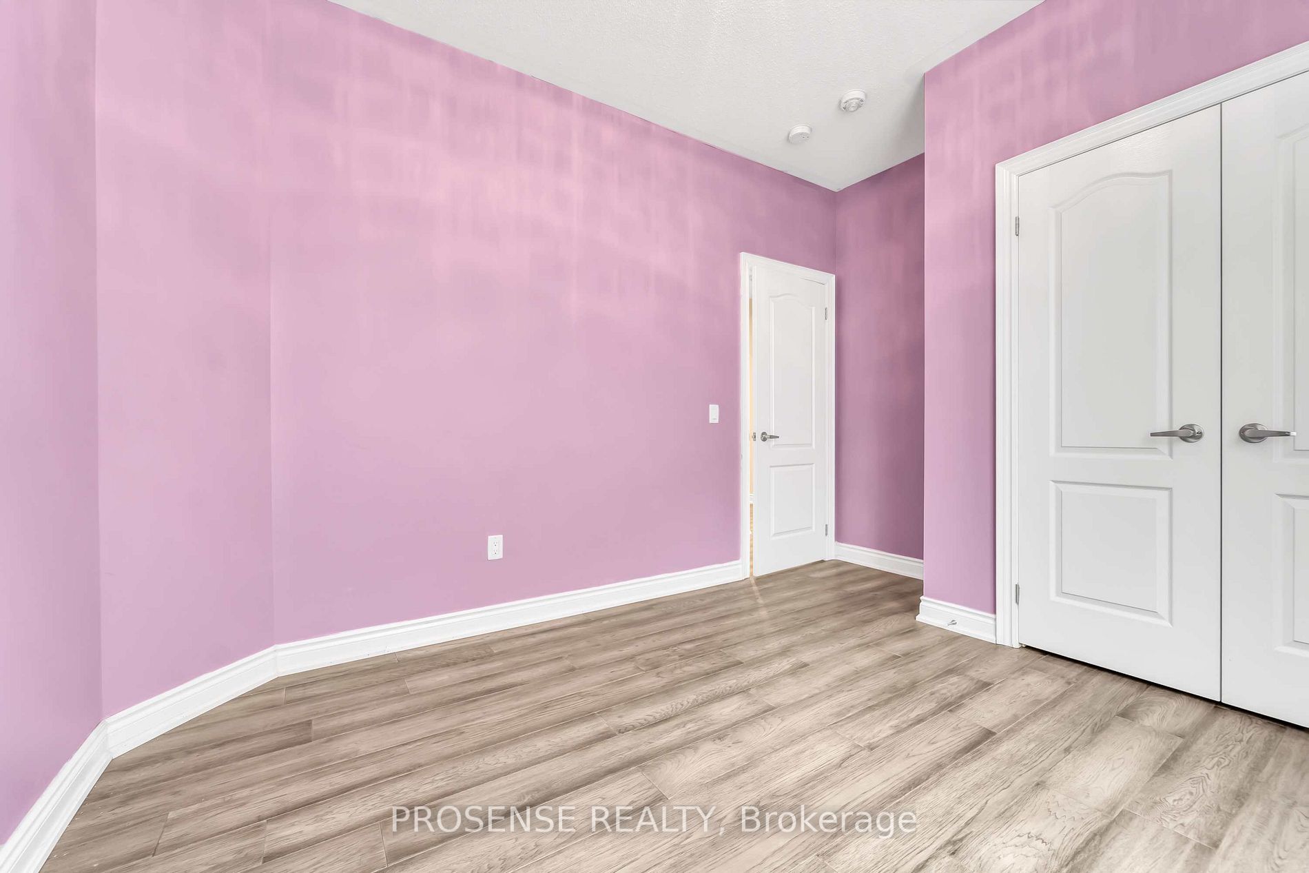 Listing X6033456 - Large Photo # 30