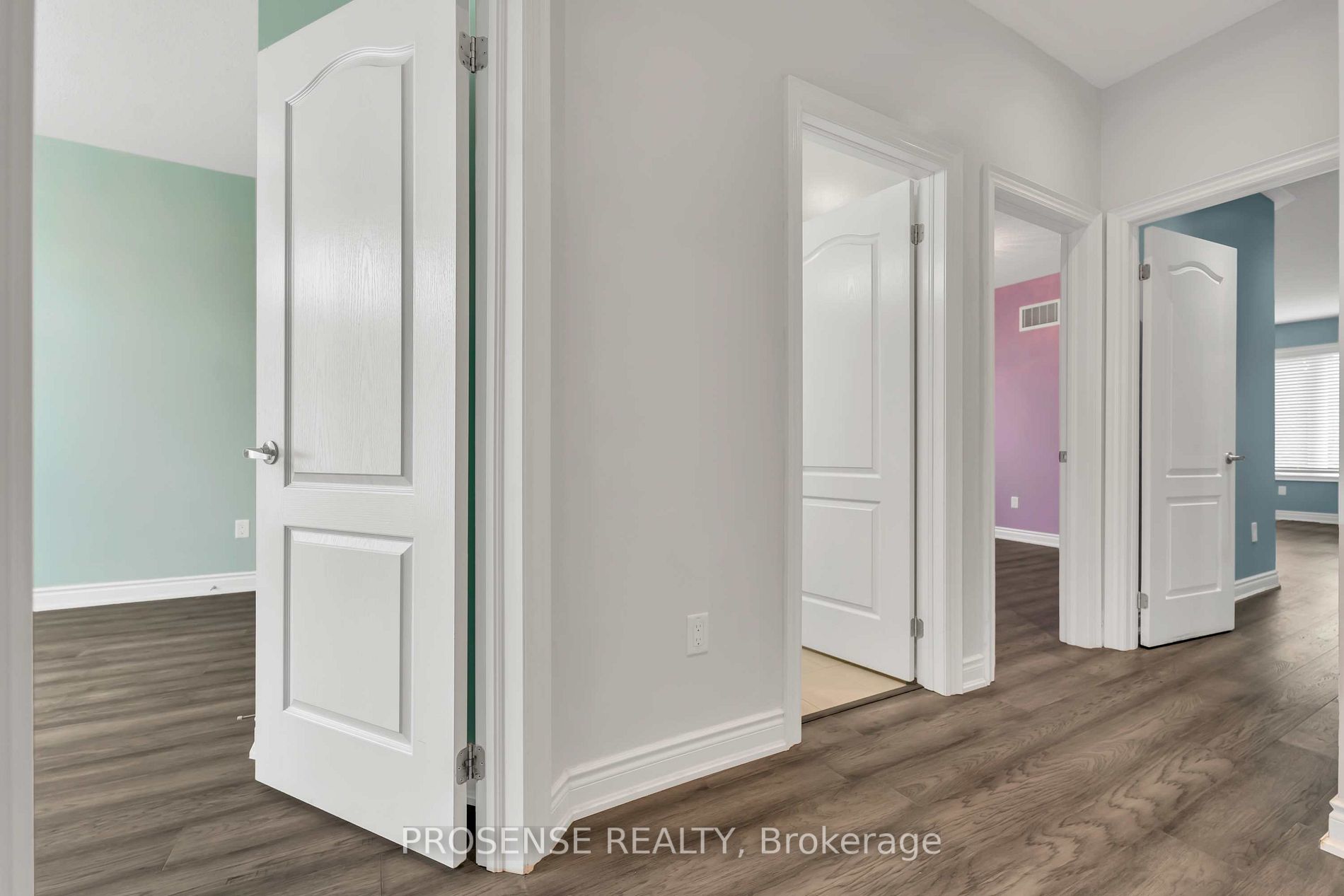 Listing X6033456 - Large Photo # 17